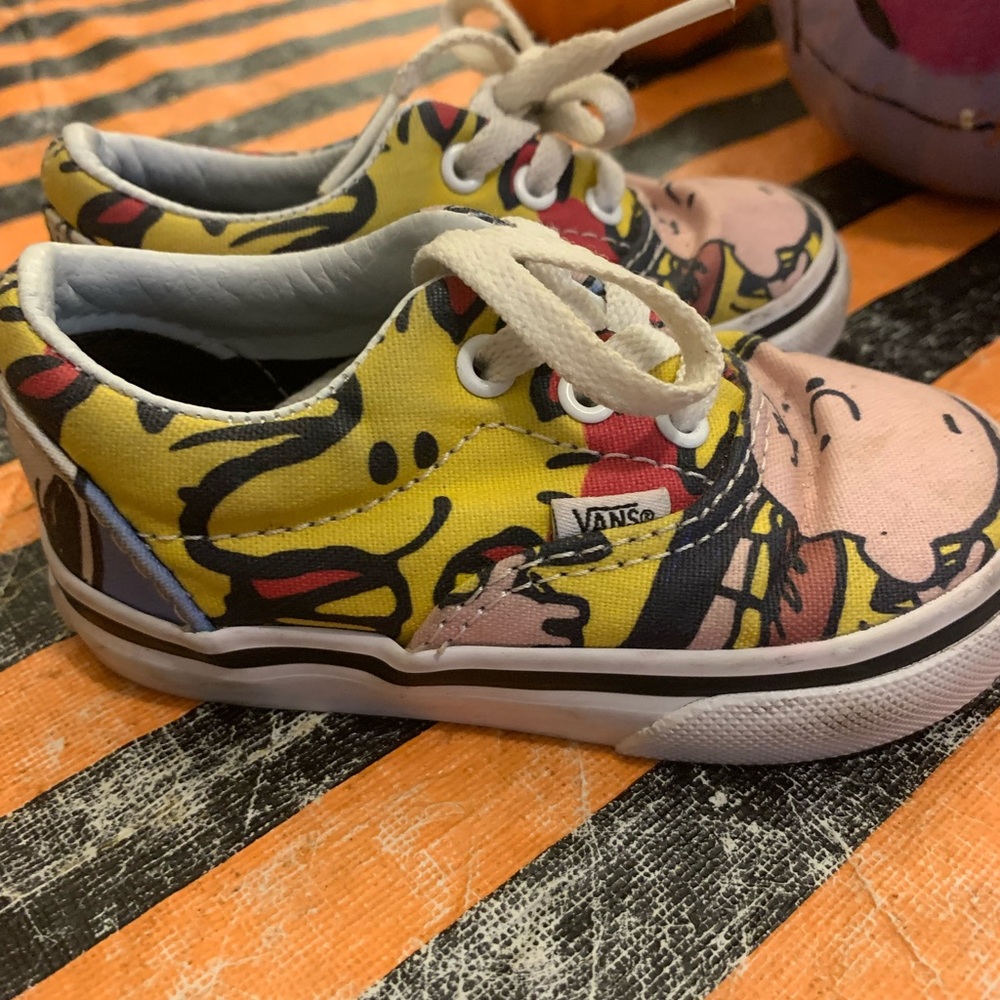 VANS - Picture 4 of 5